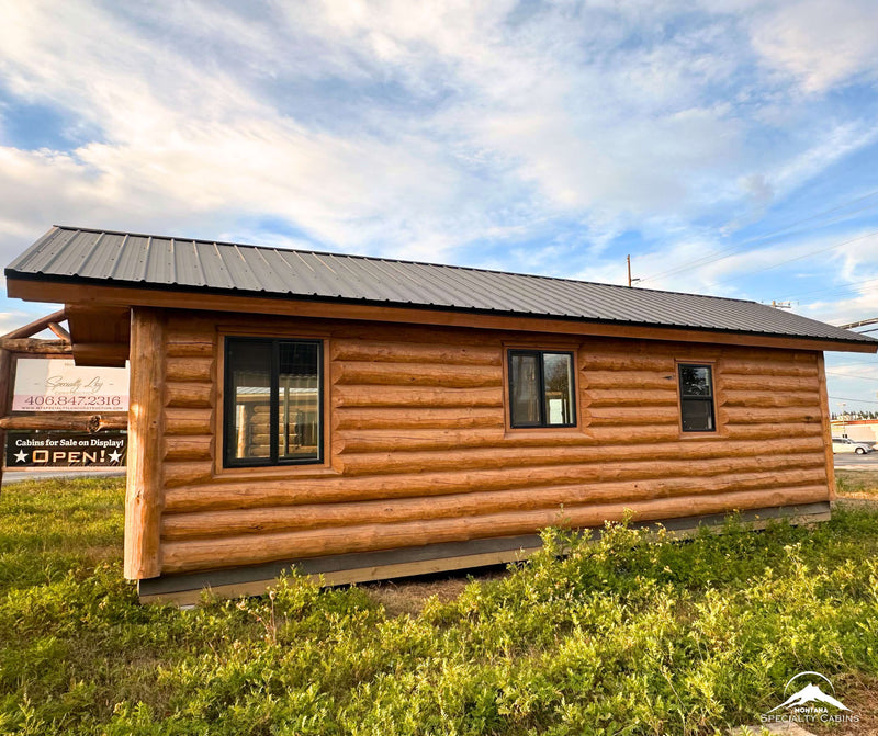 Clean side profile of the Bison View 12×30 log cabin