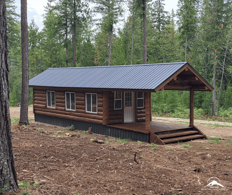 Classic log cabin look, built to stand out in every season